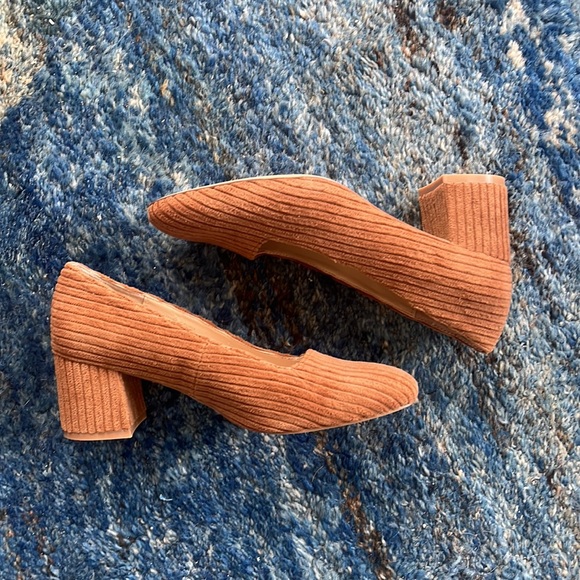 E8 by Miista corduroy pumps - Picture 4 of 9